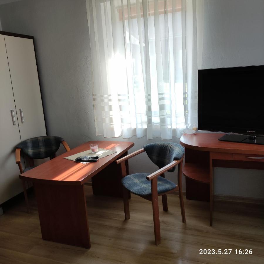 Apartament Pod Lipa Клодзько Екстер'єр фото